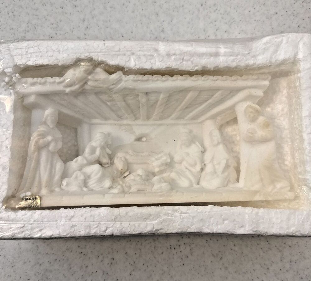 Italian Nativity Scene Bone China? 8” X 4” X 2.5”  Gorgeous Piece VTG Fontanini?